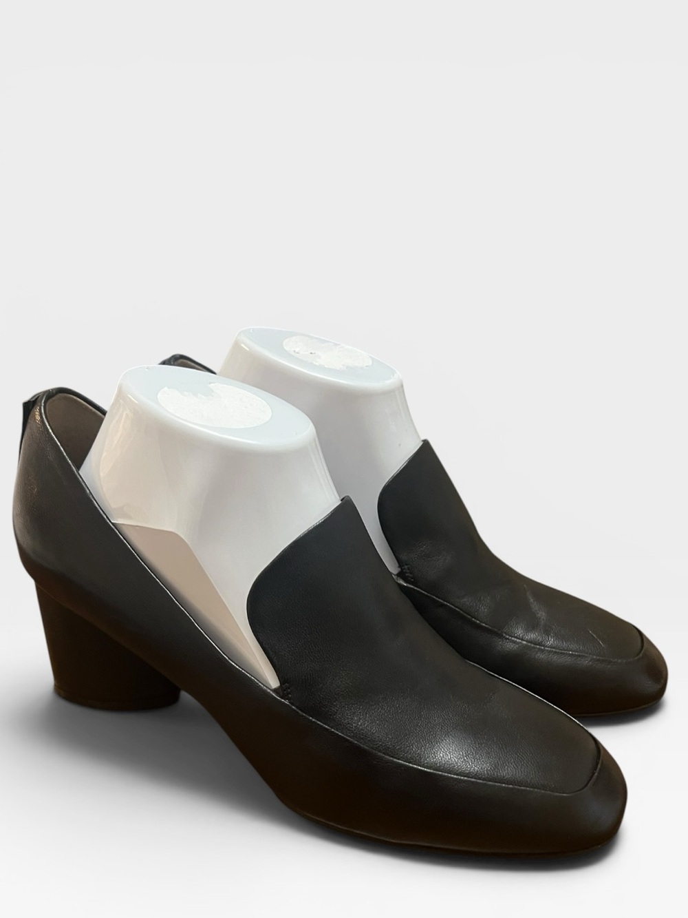 Aerosoles Mariah Black Leather Minimalist Block Heel Loafers 8.5 Quiet Luxury